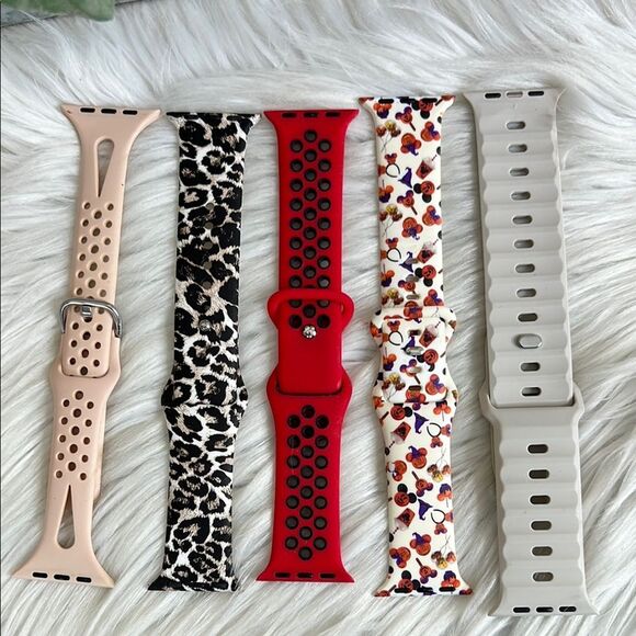 Bundle of five Apple Watch bands - Picture 1 of 6